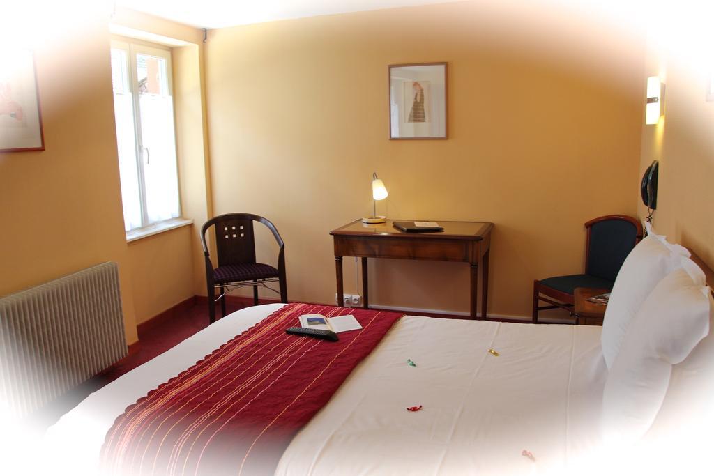 Hotel Restaurant La Cigogne Munster  Zimmer foto