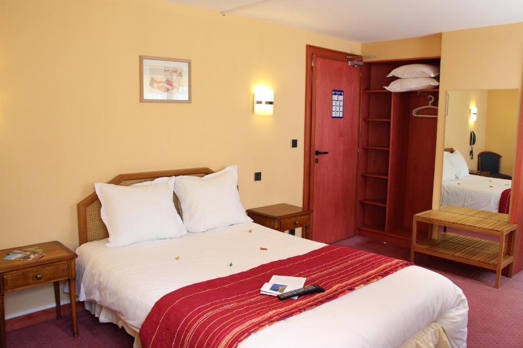Hotel Restaurant La Cigogne Munster  Zimmer foto